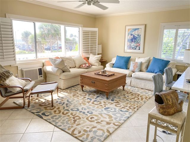 interior of vacation rental home in lido key, located in florida